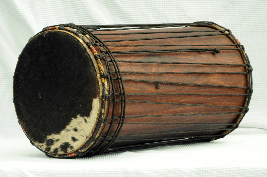 Dundubi Instrument Dundun vendita - Tamburo basso dundunba del Mali in rosewood
