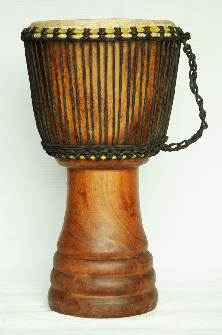 Djembe a prezzo basso in vendita Grande djembe del Ghana