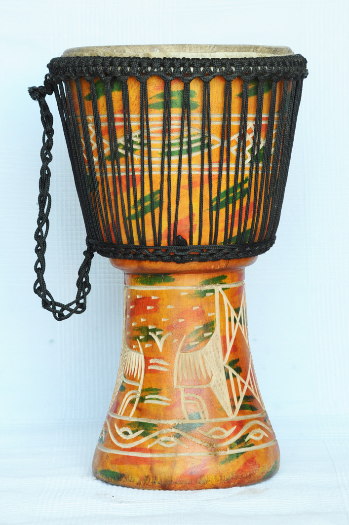 Djembe a prezzo basso in vendita Tamburo djembe medio del Ghana