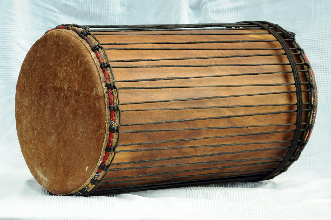Dundubi Instrument Dundun vendita - Tamburo basso dundunba del Mali in rosewood