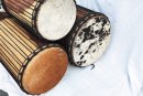 Set di tamburi bassi dundun del Mali in legno di balafon (gueni)