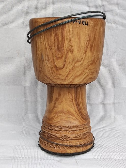 Fusto di djembe della Guinea in legno di balafon (gueni) - Djembe alta qualità