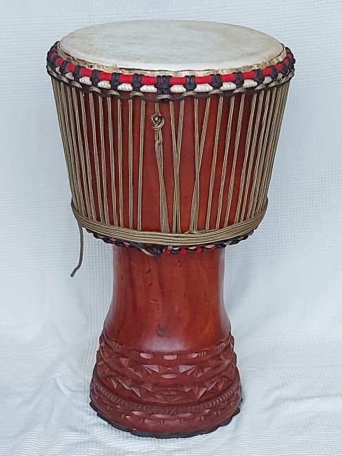 Djembe della Guinea in mogano (djala) - Djembe di alta qualità