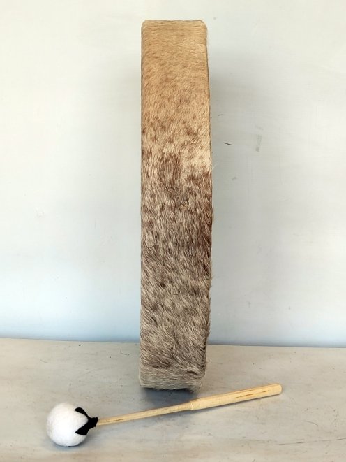 Tamburo sciamanico Pelle di mucca con pelo 20″