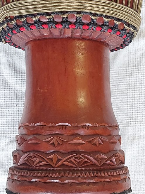 Djembe della Guinea in mogano (djala) - Djembe di alta qualità