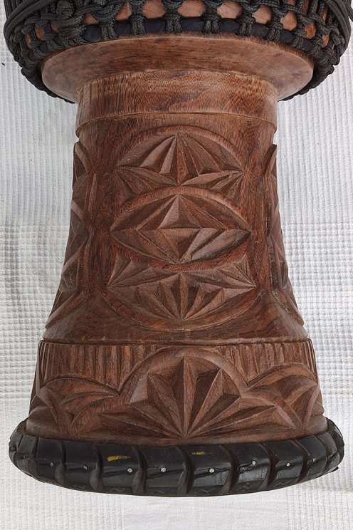 Djembè della Guinea con pelle di mucca - Tamburo djembe alta qualità pelle di manzo, pelle di toro, pelle di vitello