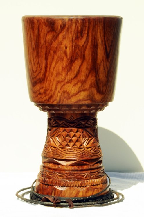 Fusto di djembe della Guinea in legno di balafon (gueni) - Djembe alta qualità