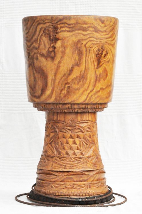Fusto di djembe della Guinea in legno di balafon (gueni) - Djembe alta qualità