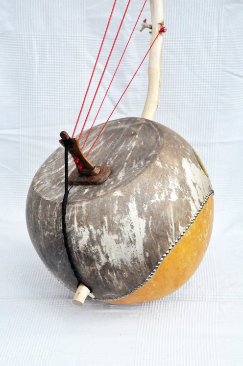 Bolon bato - Strumento corde bolon