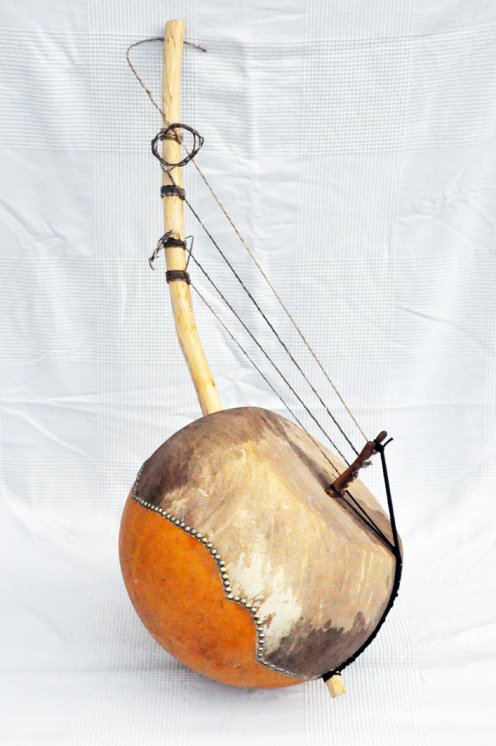 Bolon bato - Strumento corde bolon