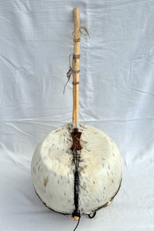 Bolon bato - Strumento corde bolon
