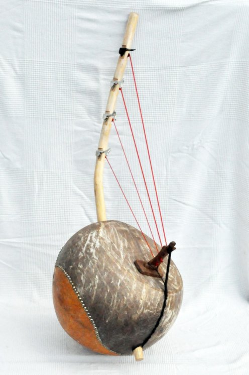 Bolon bato - Strumento corde bolon