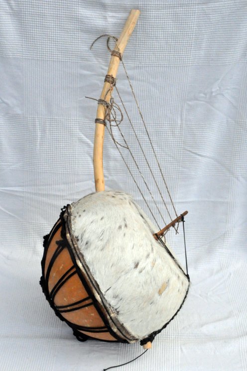 Bolon bato - Strumento corde bolon