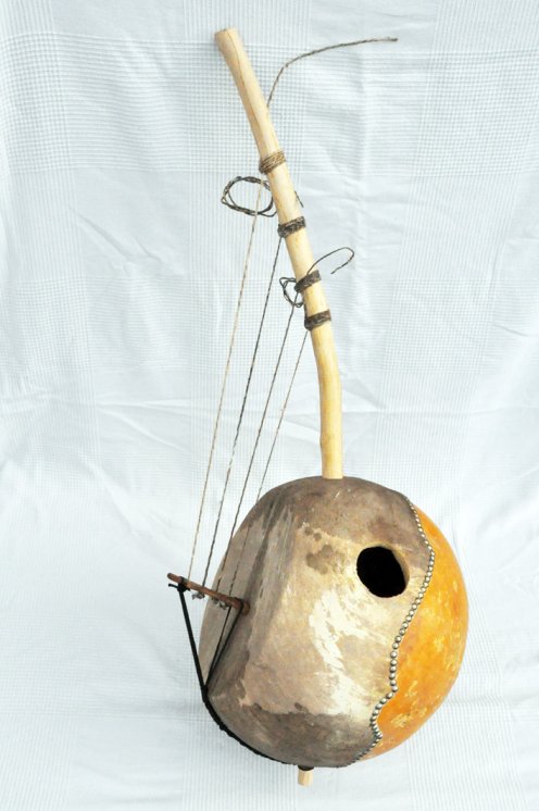 Bolon bato - Strumento corde bolon