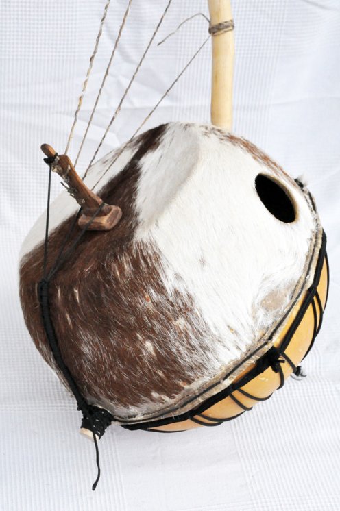 Bolon bato - Strumento corde bolon