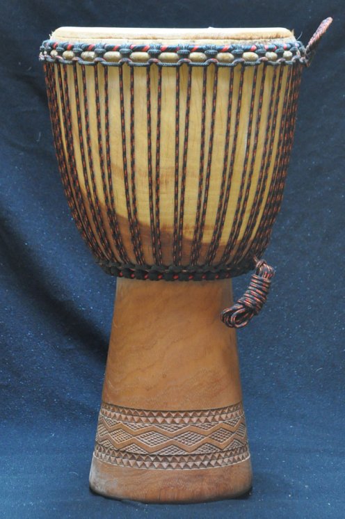 Djembe Mali Top in lenke pelle di bue in vendita (grande): comprare un djembe (djambè) malese in linke montato con una pelle bovina (mucca o vitello) (grande)