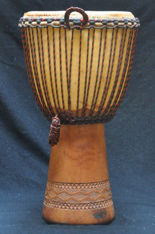 Djembe Mali Top in lenke pelle di bue in vendita (grande): comprare un djembe (djambè) malese in linke montato con una pelle bovina (mucca o vitello) (grande)