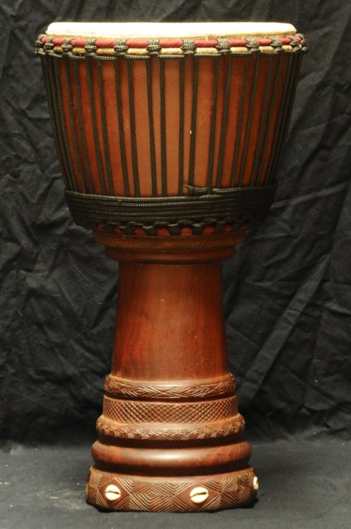 Grande djembe Mali Top in mogano: djembe malese in diala (djala, acajou, acagiù)