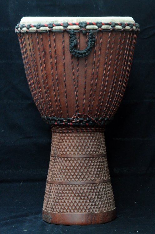 Djembe Mali Top in mogano in vendita (grande): comprare un djembè (djambè) malese in diala (djala, acajou, acagiù) (grande)