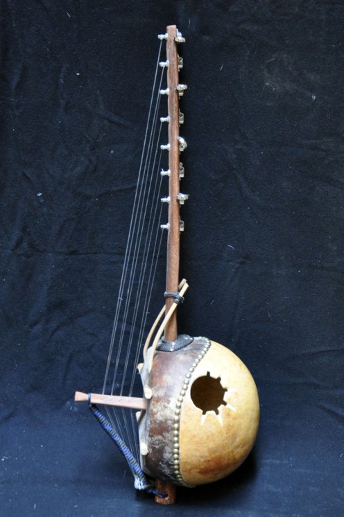 Kamele n'goni (10 corde) in vendita: comprare un kamele ngoni (8 corde)