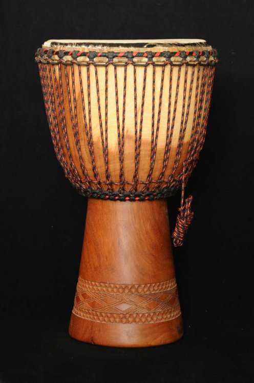 Djembe Mali Top in lenke pelle di bue in vendita (grande): comprare un djembe (djambè) malese in linke montato con una pelle bovina (mucca o vitello) (grande)