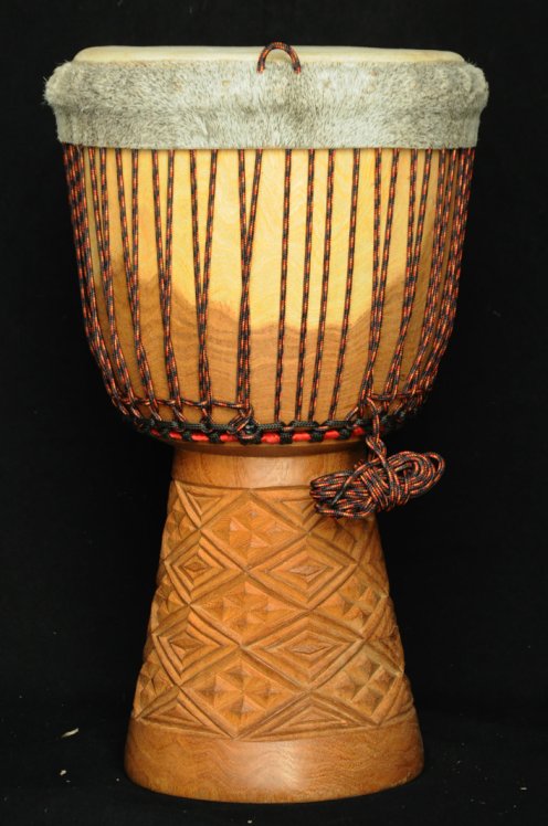 Djembe Guinea in dugura in vendita (grande): comprare un djembè (djambè) guineano in dimba (grande)