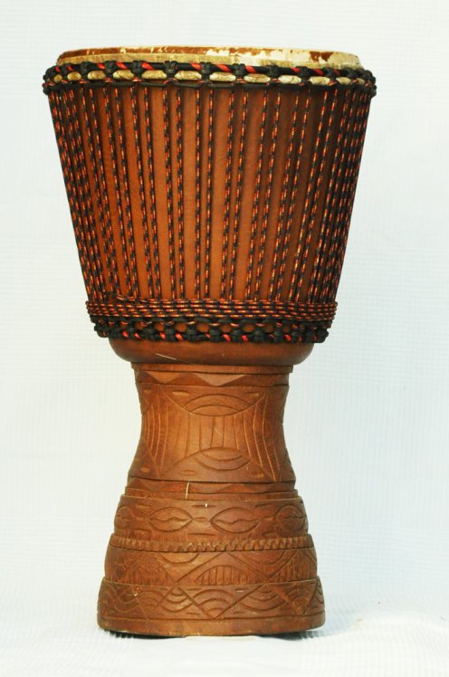 Djembe professionale con pelle di mucca in vendita - Grande djembe del Mali in iroko