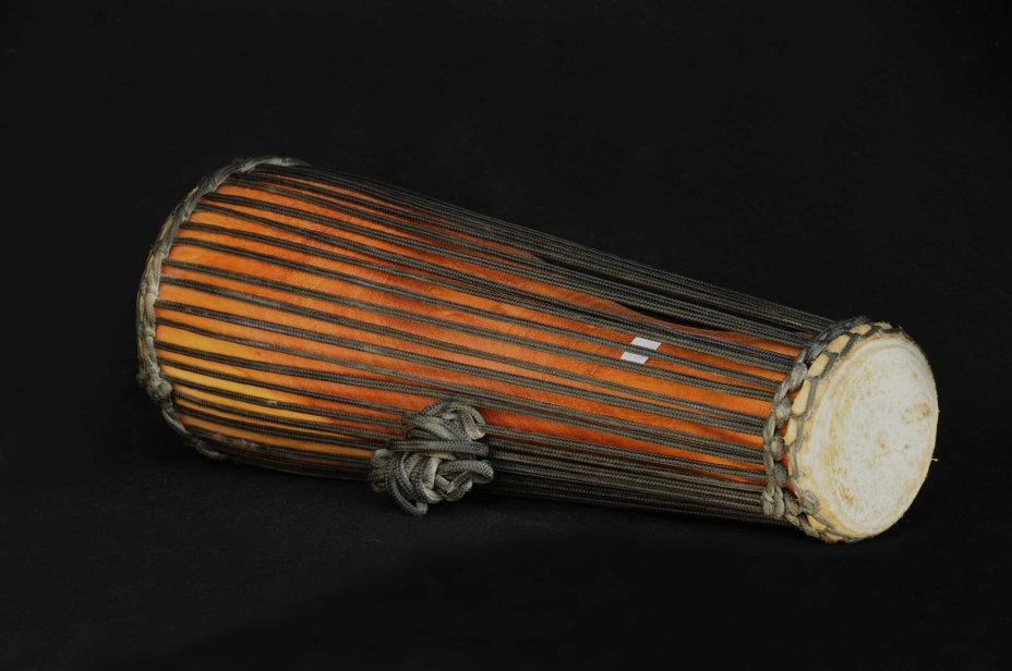 Tamburo batá - Tamburo del Nigeria