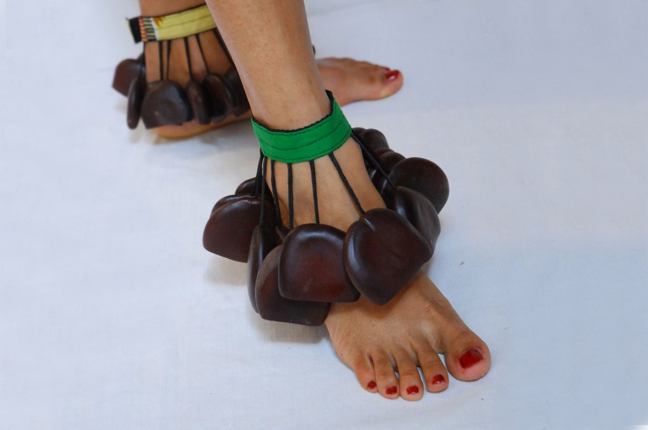 Braccialetto di danza africano - Braccialetto alla caviglia di danza yuyu del Ghana