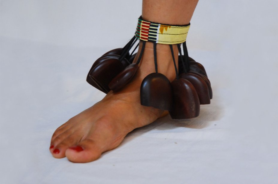 Braccialetto di danza africano - Braccialetto alla caviglia di danza yuyu del Ghana