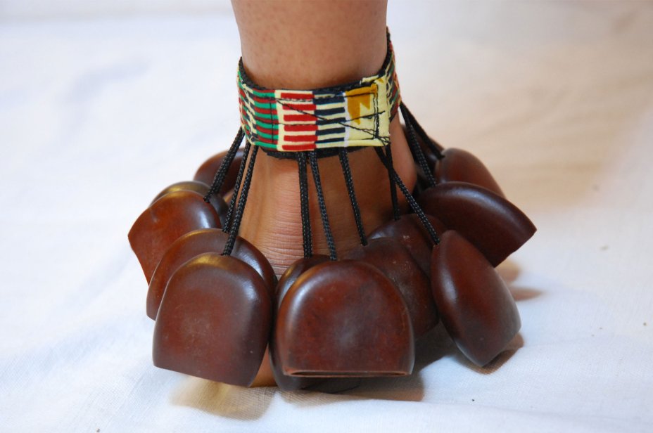 Braccialetto di danza africano - Braccialetto alla caviglia di danza yuyu del Ghana