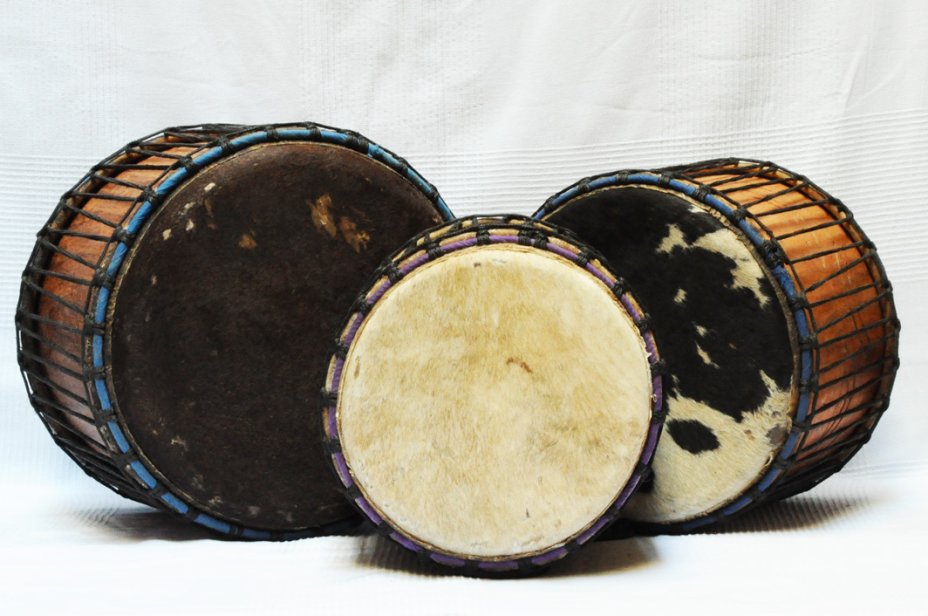 Set di tre mini-tamburi bassi Ghana: comprare set dunun (dundun, doun doun, doum doum)