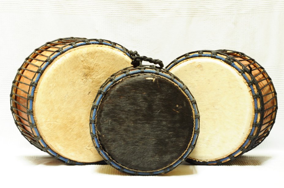 Set di tre mini-tamburi bassi Ghana: comprare set dunun (dundun, doun doun, doum doum)