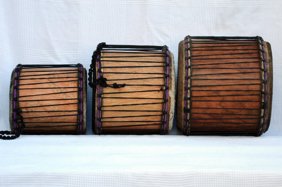Set dundun vendita - Trio di mini-tamburi bassi dunun del Ghana