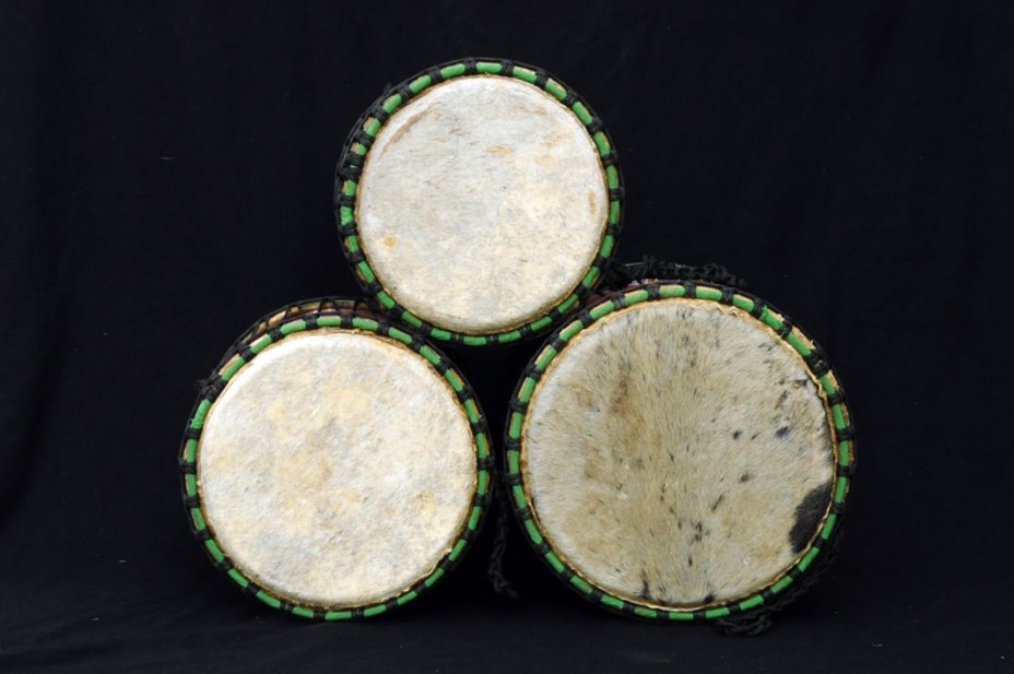 Mini-tripletta di doumdoum Eco Ghana in vendita: comprare una mini-tripletta di doundoun (dumdum, dundun, dunun, tamburi bassi africani) ghanese