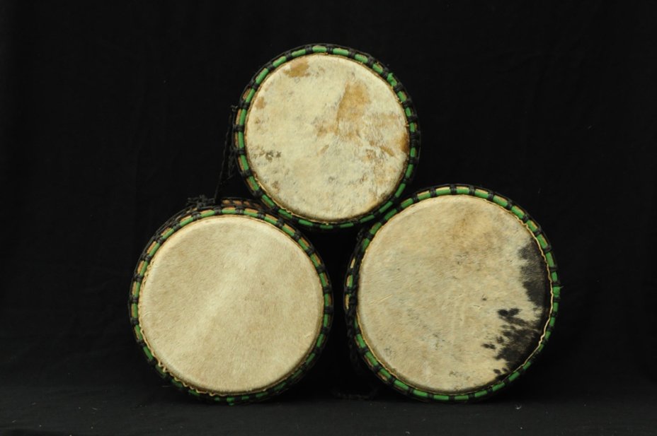 Mini-tripletta di doumdoum Eco Ghana in vendita: comprare una mini-tripletta di doundoun (dumdum, dundun, dunun, tamburi bassi africani) ghanese