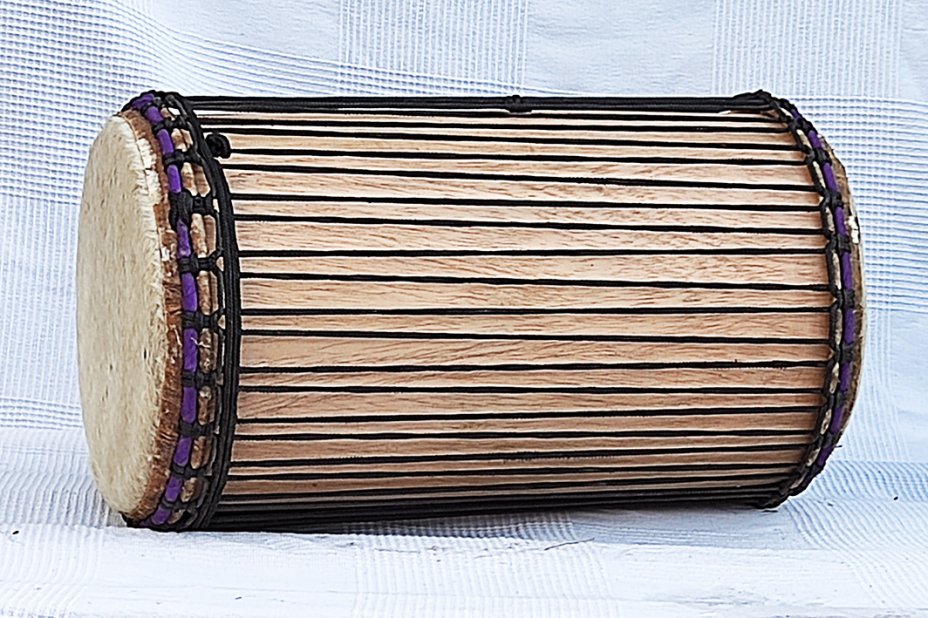 Dundun vendita - Tamburo basso kenkeni del Ghana