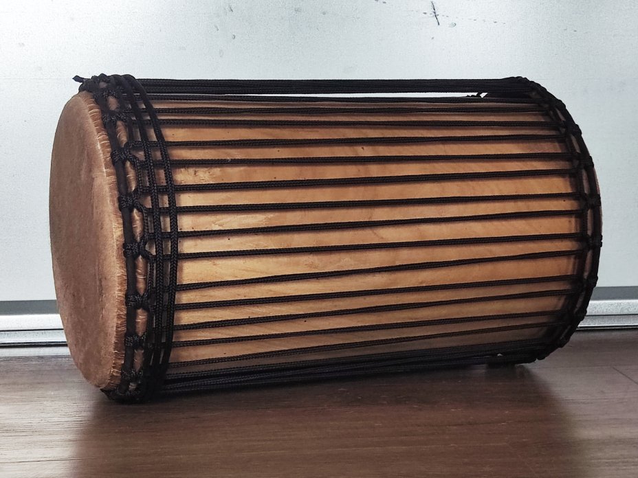 Tamburi bassi dunun - Dundun kenkeni della Guinea montaggio 4 cerchi