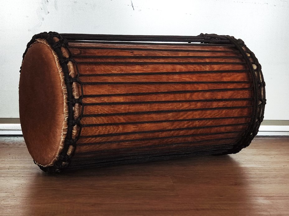 Tamburi bassi dunun - Dundun kenkeni della Guinea montaggio 4 cerchi