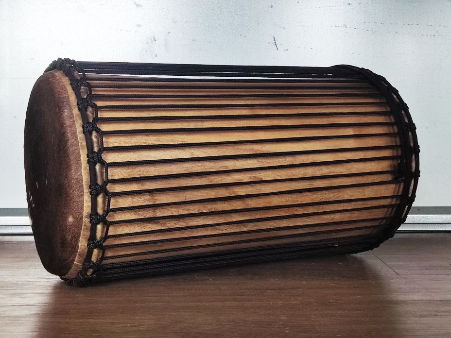 Tamburi bassi dunun - Dundun sangban della Guinea montaggio 4 cerchi