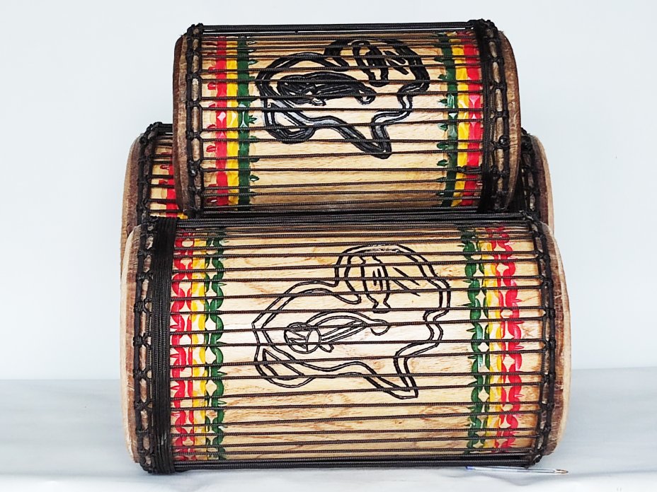 Serie di tamburi bassi dunun - Set di dundun della Guinea