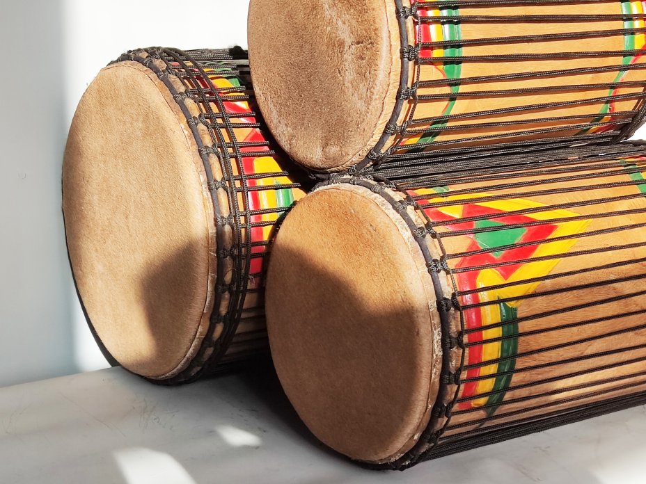 Serie di tamburi bassi dunun - Set dundun Guinea