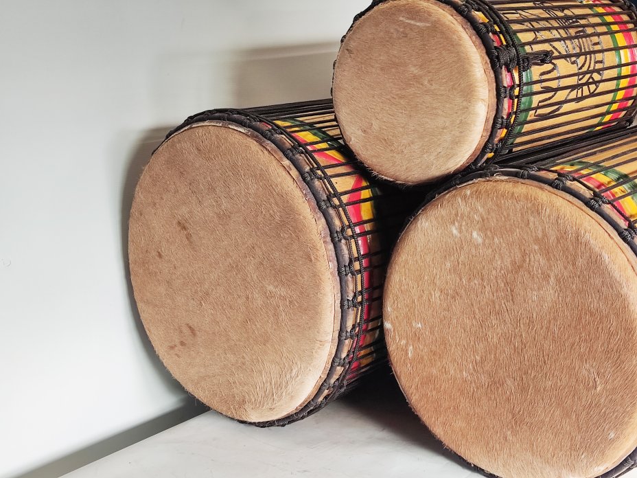 Serie di tamburi bassi dunun - Set dundun Guinea