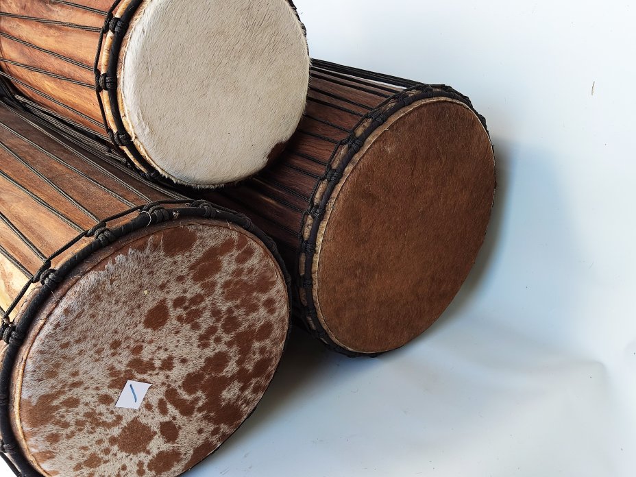 Set di tamburi bassi dundun del Mali in legno di balafon (gueni)