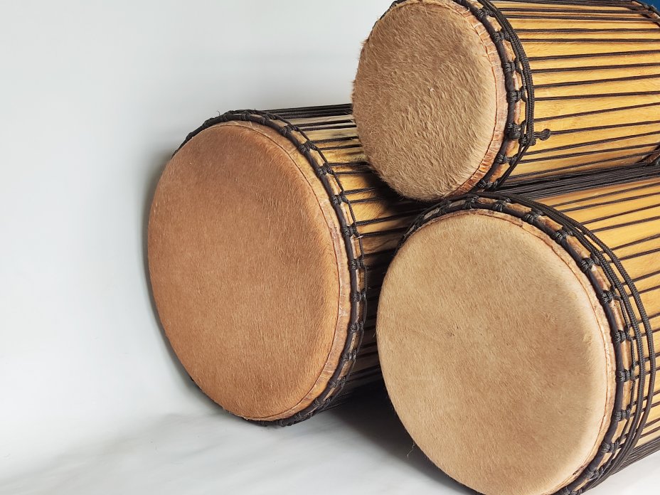 Serie di tamburi bassi dunun - Set dundun Guinea