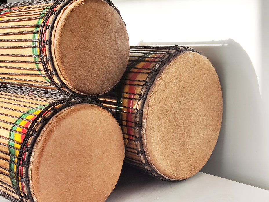 Serie di tamburi bassi dunun - Set dundun Guinea